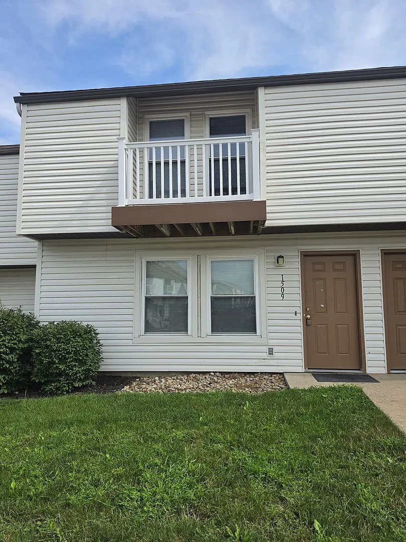 1509 Whitehall Blvd — Photo 1