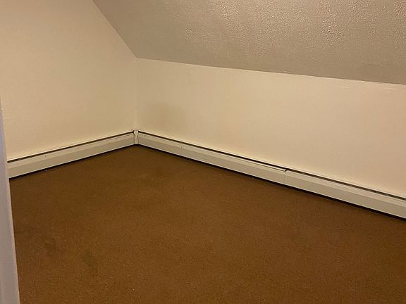 4th image of 30 Tucker Ave Floor 3