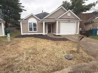 10500 Bay Pointe Ct, Louisville, KY 40241