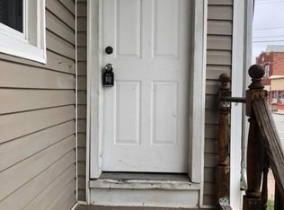 32 Grove St, Elmwood Park, NJ 07407