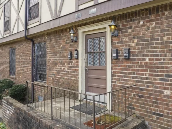 3193 Abbeywood Dr, Decatur, GA 30034