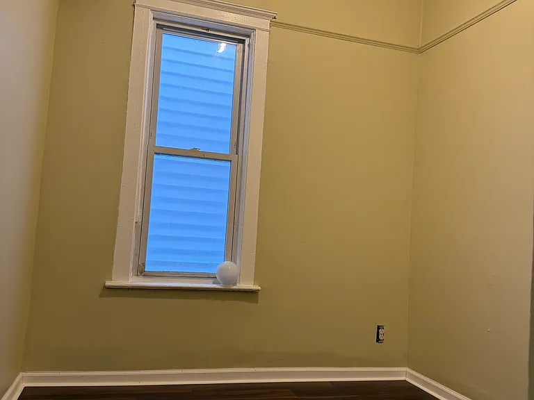 6556 S Rhodes Ave — Photo 12