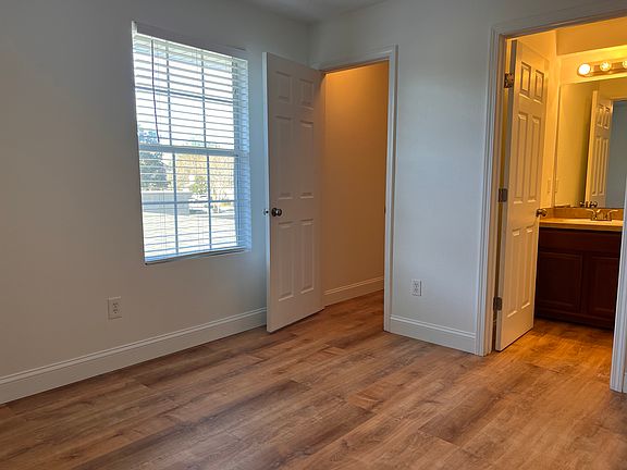 5th image of 292 Leese Dr
