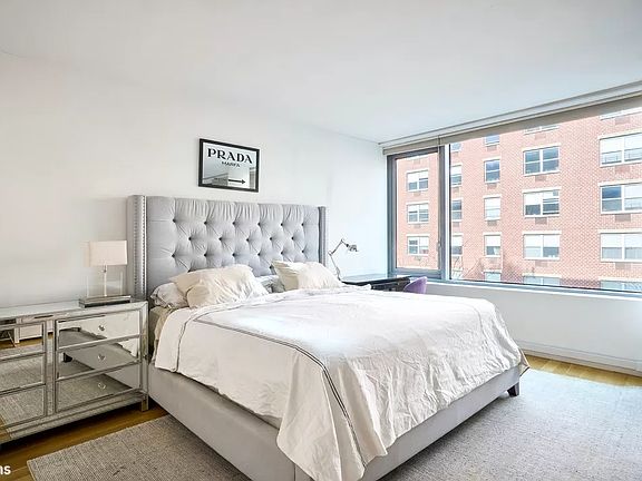 4th image of 425 W 53rd St APT 418
