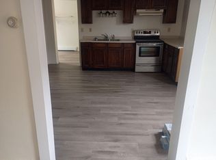 64 West St APT 2, Mechanicville, NY 12118
