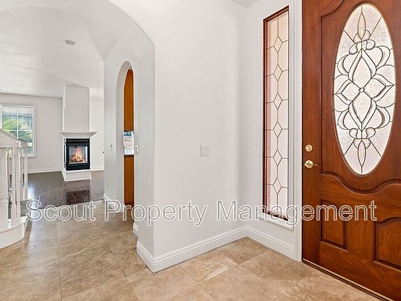 3rd image of 41829 Saint Thomas Ct