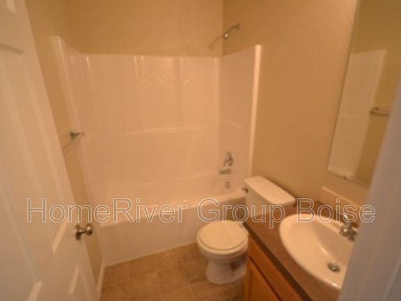 3rd image of 20615 Sanford Ave