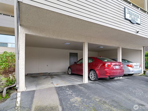 4th image of 2318 Yale Avenue E