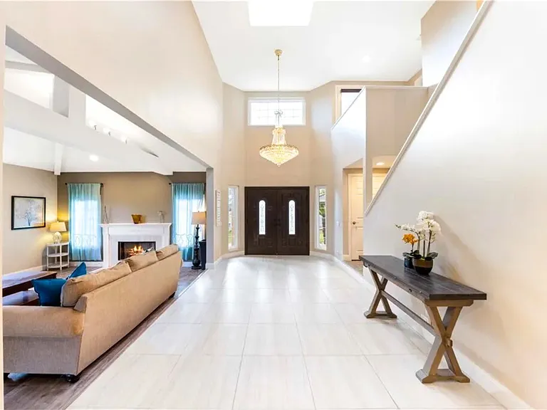 5075 Calypso Ct — Photo 32