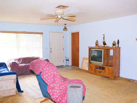 5th image of 5211 Bowling Green Drive