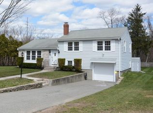395 Maple St, Danvers, MA 01923