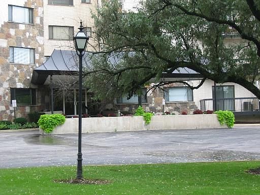 2nd image of 6700 S Brainard Ave APT 120