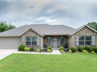 514 SE Caballo St, Farmington, AR 72730