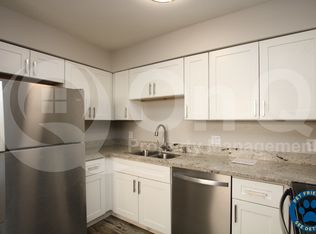 2807 E Paradise Ln APT 103, Phoenix, AZ 85032