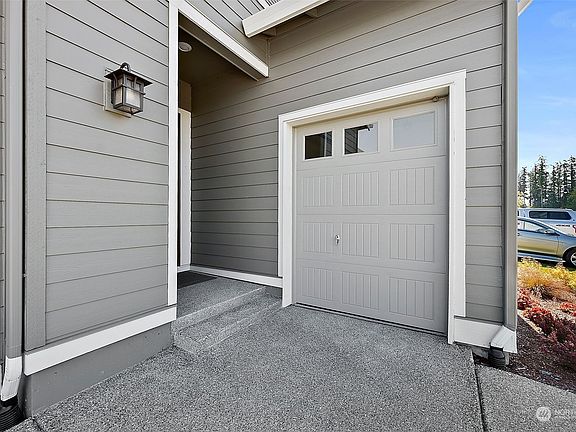 3rd image of 18019 147th Street E