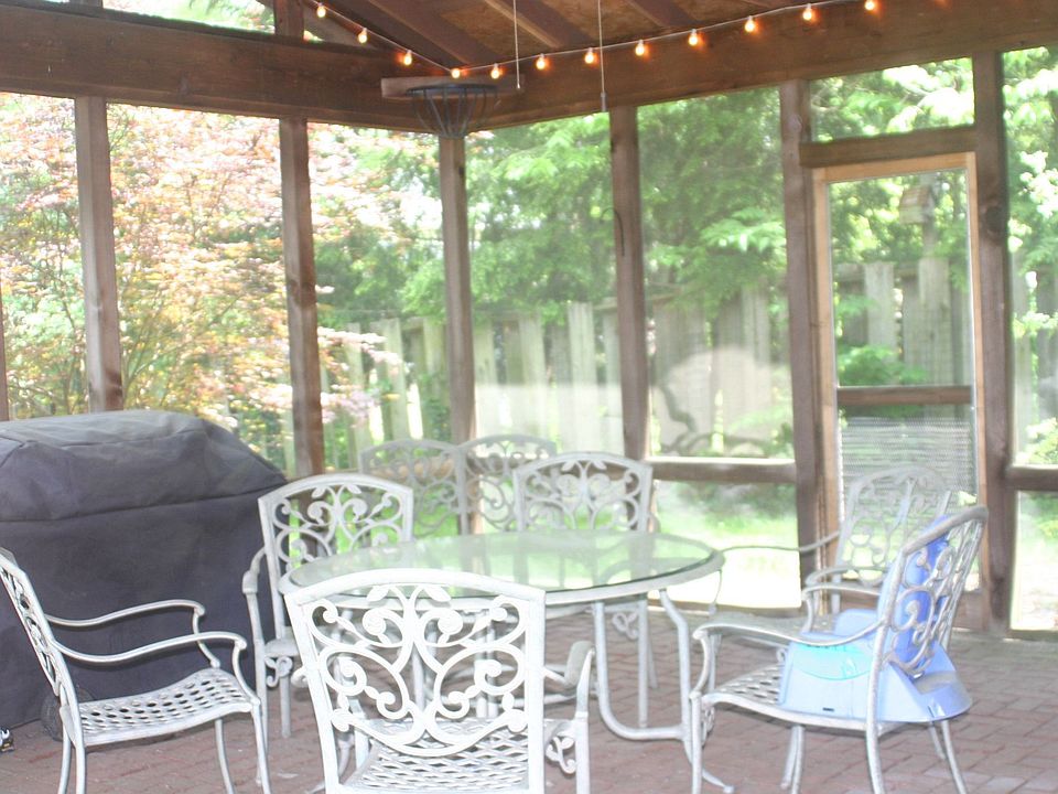 Screened in Porch