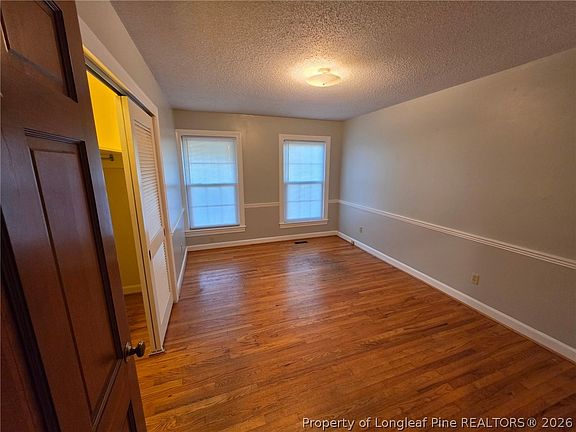 5th image of 3130 Dunn Rd