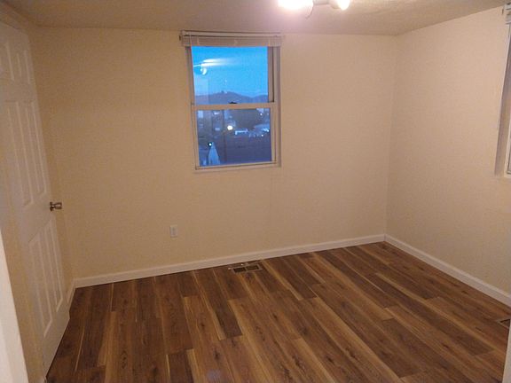 5th image of 308 1/2 Ryder Ave
