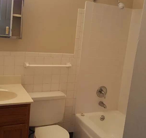 Monticello Apartments & Townhomes including Logan Gate & Logan Way — Photo 12
