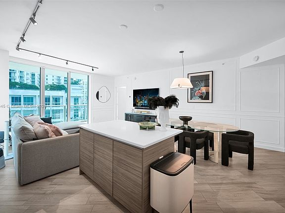 4th image of 1100 S Miami Ave #1010