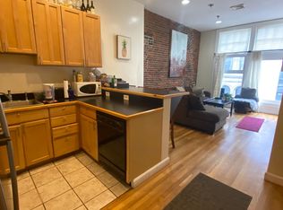 51 Temple Pl #3F, Boston, MA 02111