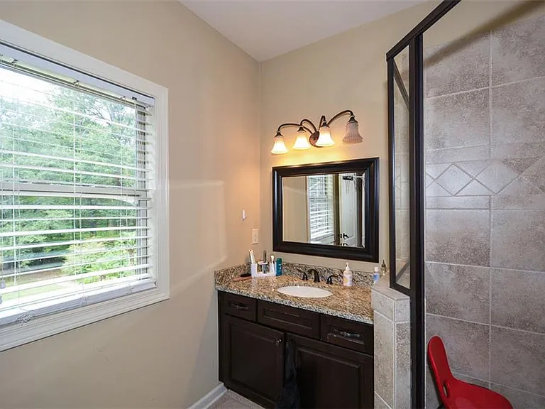 2210 Spalding Dr — Photo 64