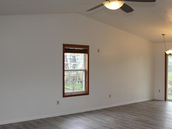 5th image of 311 Saint Kilian Pkwy