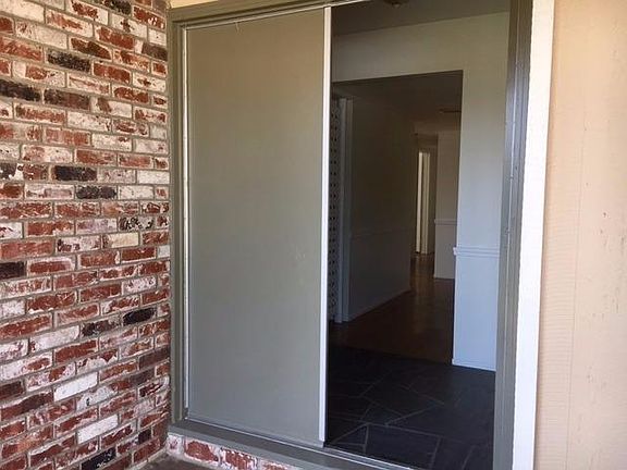 3rd image of 9091 Thilow Dr