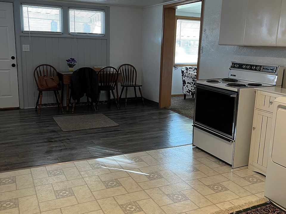 1st image of 2744 S 12th St