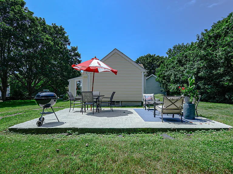 1839 W Main Rd — Photo 21