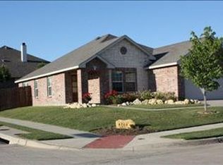 1701 Diamond Lake Trl, Justin, TX 76247