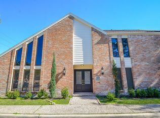 1001 Townplace St, Houston, TX 77057