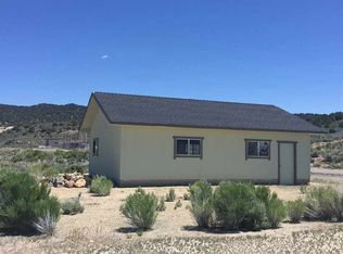 209 Travertine Rd, Bridgeport, CA 93517