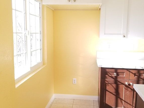3rd image of 9606 McKinley Ave