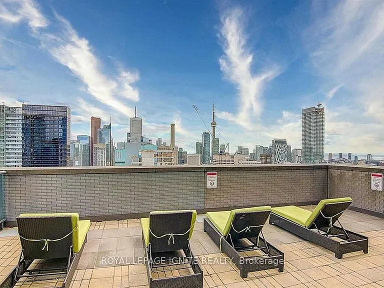 770 Bay St #2509 — Photo 25