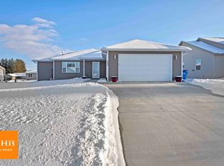 550 Ann St, Columbus, WI 53925