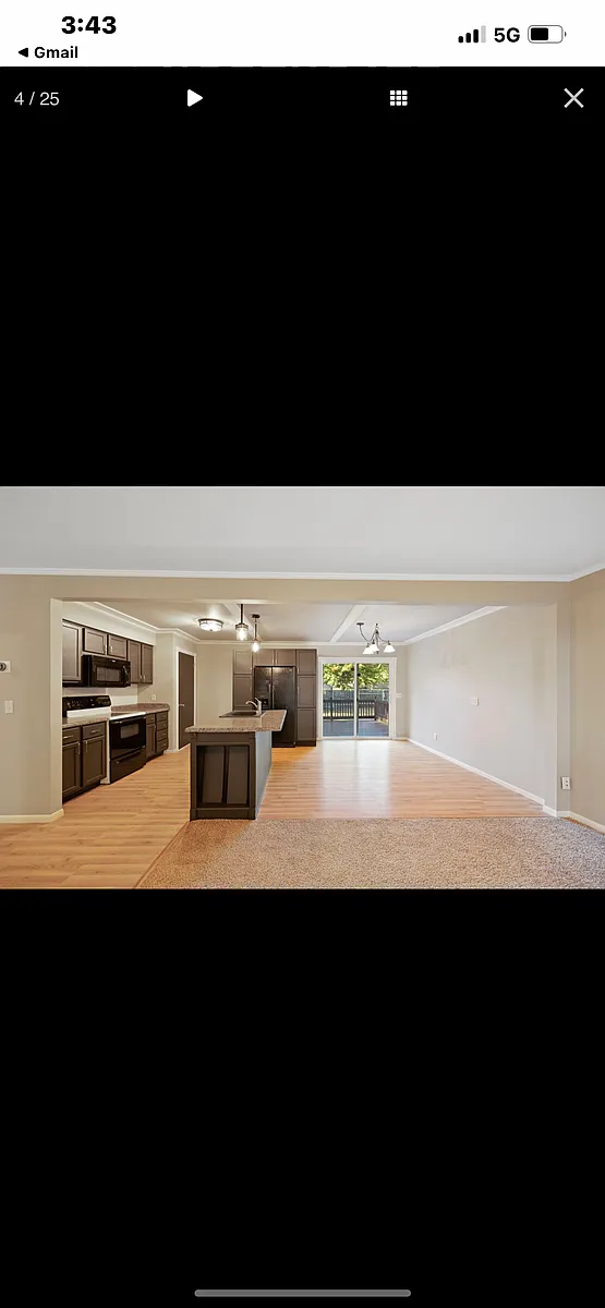 Building Photo - 642 Northgate Dr