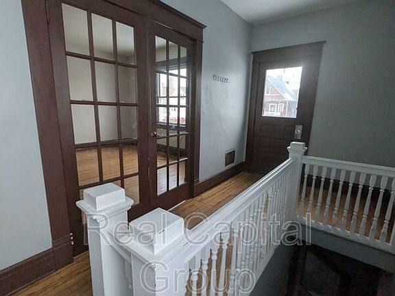 2nd image of 102 Macamley St Floor 2