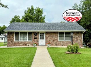 911 N 14th St, Marysville, KS 66508