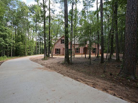 4th image of 279 Fleur De Lis Dr