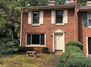 6089 Queen Anne Ct, Norcross, GA
