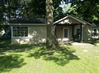 604 2nd St, Crete, IL 60417