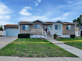 1074 E 3250 N, Layton, UT 84040