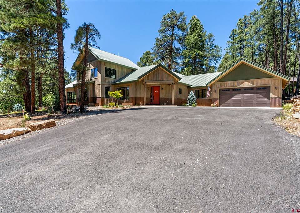 1st image of 33 Spruce Way