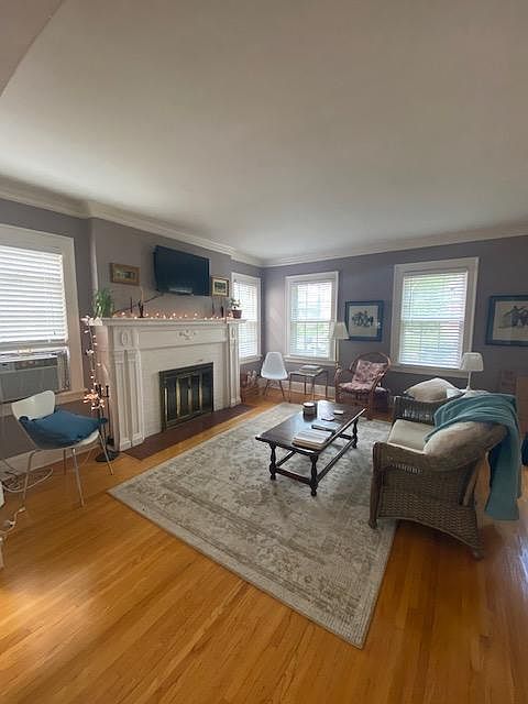 1st image of 4337 Aldrich Ave S #1