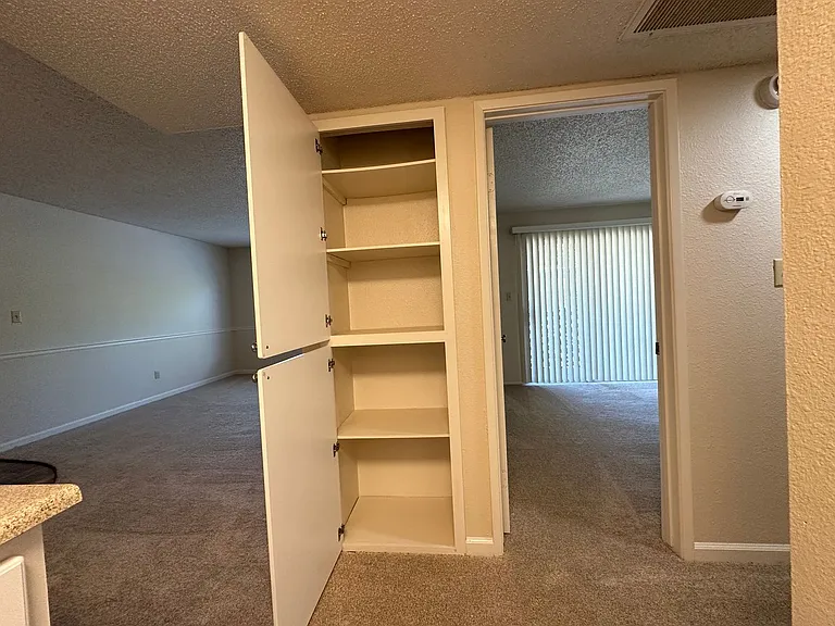 Northridge Terrace Apartments at 4900-4948 Stamas Lane, Fair Oaks California — Photo 25