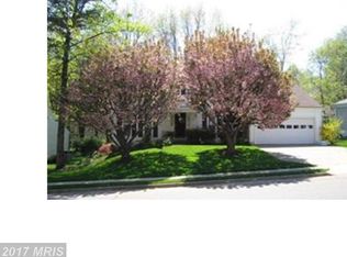 5830 Oak Leather Dr, Burke, VA 22015