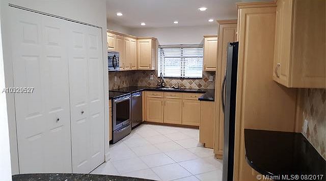 1st image of 2555 NW 42nd Ave