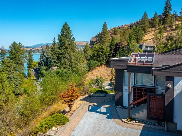 14175 Tamarack Dr, Coldstream, BC V1B 2E1