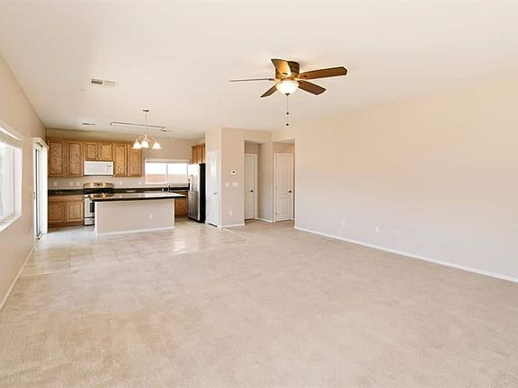 4th image of 308 Gemstone Hill Ave